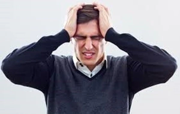 Cảnh báo thuốc Mesalazine gây tăng áp lực nội sọ vô căn