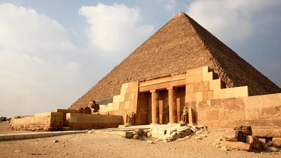 Phát hiện mới ở Giza, các hình trụ bí ẩn nằm sâu dưới kim tự tháp