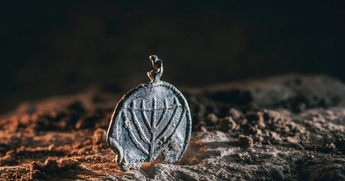 Mặt dây chuyền cổ 1.300 năm hé lộ về đời sống người Do Thái thời Byzantine