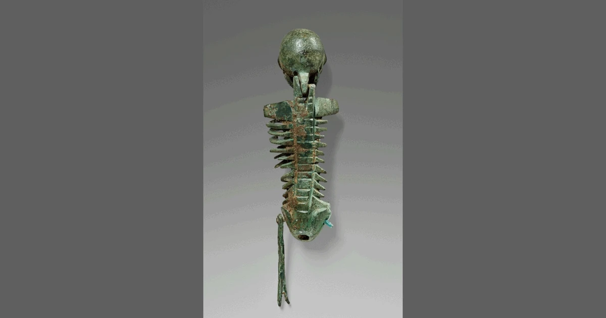 Bộ xương ma quái hé lộ bữa tiệc 'lạ' 2.000 năm trước