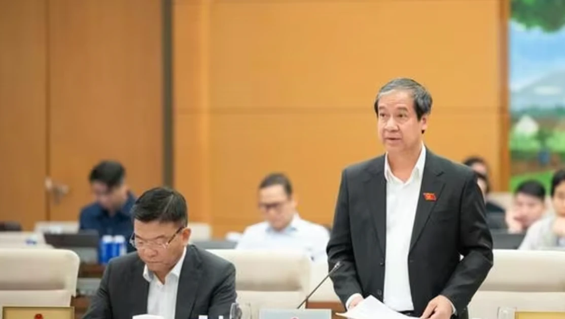 Không xếp bác sĩ nội trú, chuyên khoa tương đương thạc sĩ