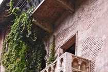 Thành phố lãng mạn nhất thế giới, bối cảnh của cuộc tình Romeo - Juliet 