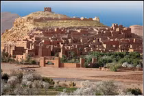 Khám phá ngôi làng đất nện cổ xưa trong loạt phim bom tấn