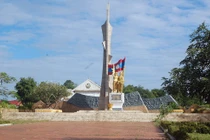 Đường Trường Sơn - đường Hồ Chí Minh huyền thoại trên đất nước Lào 