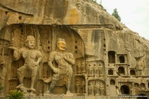 Kỳ quan mười vạn tượng Phật Long Môn hé lộ bí ẩn nghìn năm