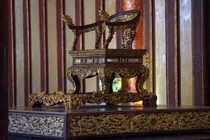 Giá trị ngai vàng triều Nguyễn vừa bị xâm phạm 