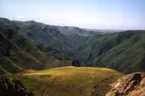 Dãy núi Makhonjwa: Bảo tàng sống của Trái Đất nguyên thủy