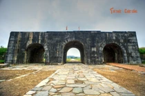 Khám phá sự kỳ vĩ ẩn sau tòa thành đá có một không hai Việt Nam