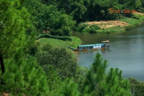 Dòng sông Hương: Hương thơm kỳ diệu và biểu tượng của Huế