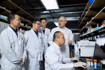 Độc chiêu thu hút nhân tài quốc tế và trí thức kiều bào 