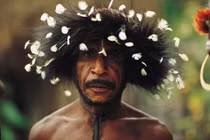 Bí ẩn bộ tộc Dani sống biệt lập hơn hàng thế kỷ tại Indonesia