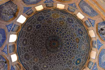 Tàn tích huy hoàng của thành phố cổ trên Con đường Tơ lụa ở Trung Á