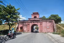 Thành cổ hơn 200 năm sắp thành di tích đặc biệt 