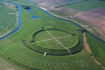 Độc đao các thành lũy vòng tròn Viking ở Đan Mạch