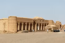 Cận cảnh những nhà trọ sa mạc 500 năm tuổi trên Con đường Tơ lụa