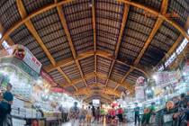 Chợ Bến Thành: Nơi hội tụ văn hóa và ẩm thực đặc sắc