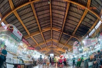 Chợ Bến Thành: Nơi hội tụ văn hóa và ẩm thực đặc sắc