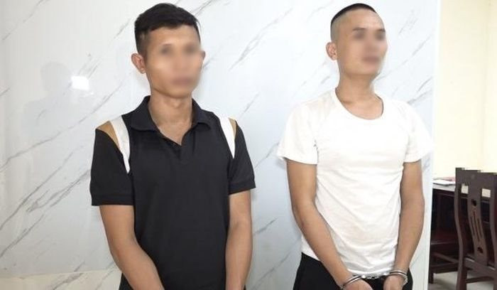 Hai đối tượng Dũng và Mười tại cơ quan điều tra.