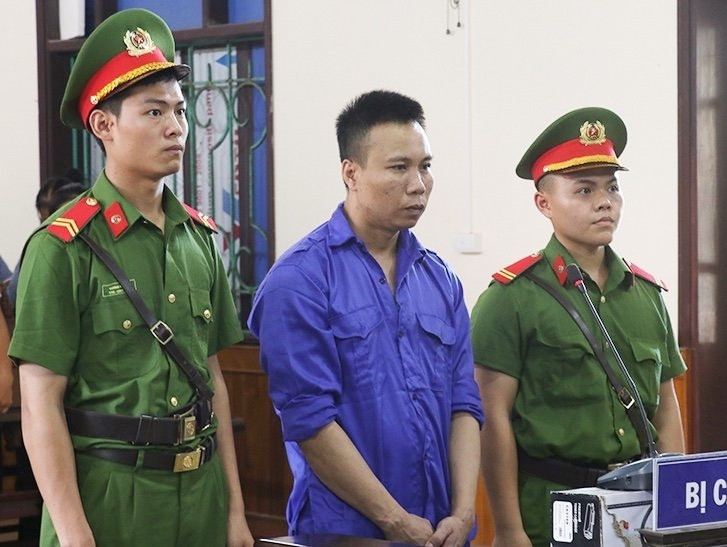 Sát nhân máu lạnh Trần Thế Bảo trước vành móng ngựa... Sát nhân máu lạnh Trần Thế Bảo trước vành móng ngựa...