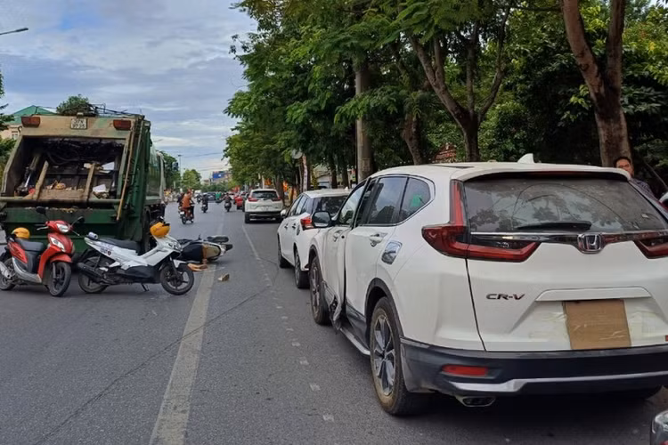 Hiện trường vụ tai nạn...