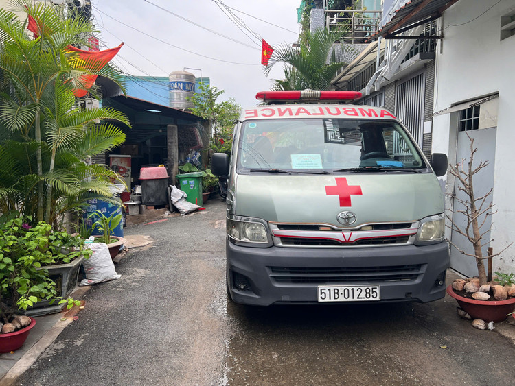 Bat nghi pham phong hoa khien 3 nguoi thuong vong o TP HCM