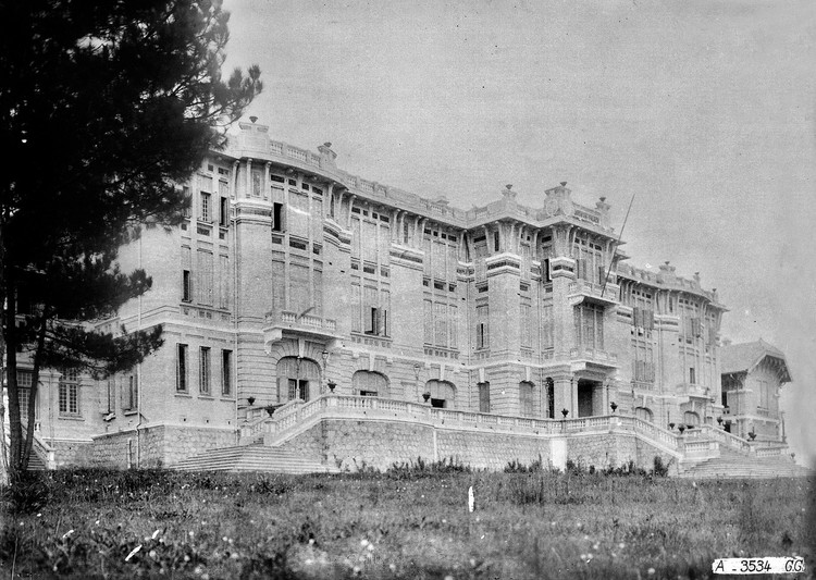 Soi tung ngoc ngach khach san trang le nhat Da Lat thap nien 1920-Hinh-4