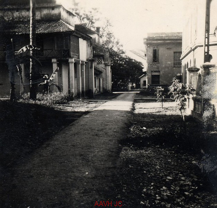 Anh lan dau cong bo ve Ha Noi nam 1946-Hinh-6