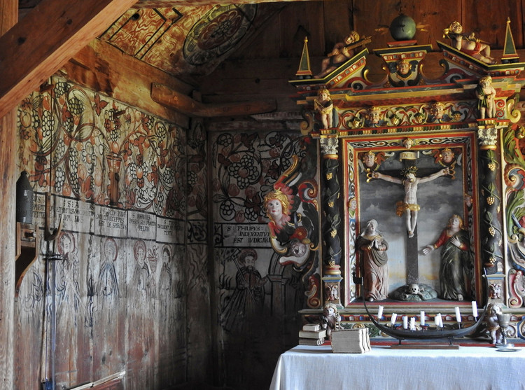 Sửng sốt trước sự kỳ vĩ của nhà thờ gỗ cổ nhất thế giới - Hình 8 Sung sot truoc su ky vi cua nha tho go co nhat the gioi-Hinh-8