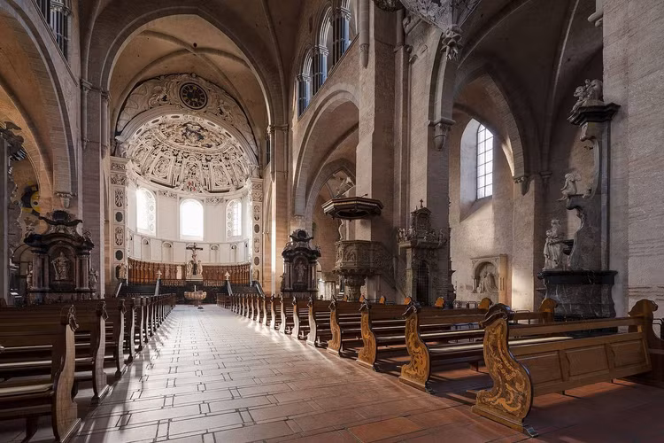 Chiem nguong nha tho thoi La Ma be the nhat con ton tai-Hinh-7