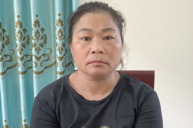 Đối tượng Vi Thị Thoan tại Cơ quan CSĐT.