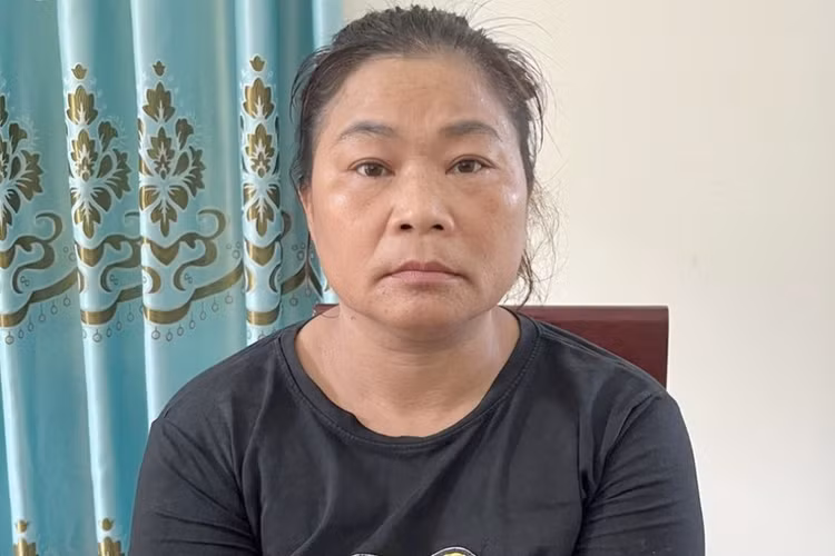 Đối tượng Vi Thị Thoan tại Cơ quan CSĐT.