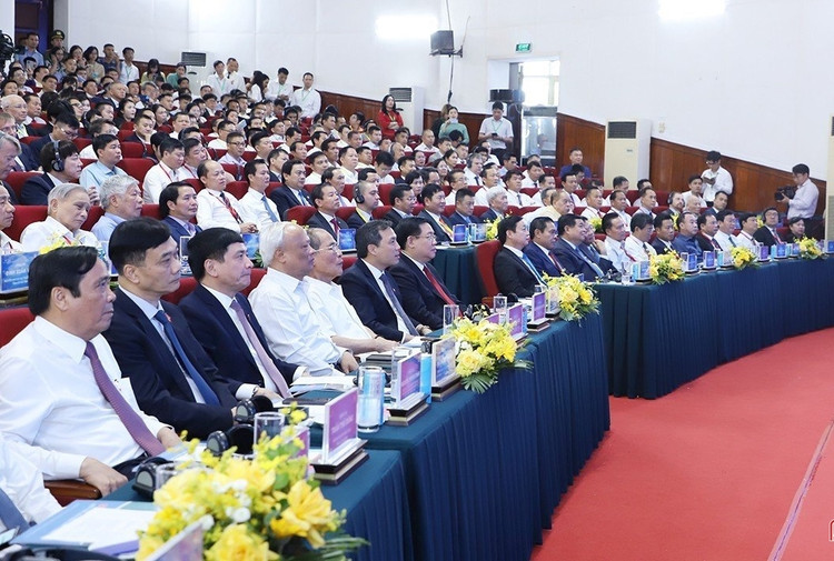 Toàn cảnh Hội nghị công bố &quot;Quy hoạch và Xúc tiến đầu tư tỉnh Hà Tĩnh năm 2023&quot;.