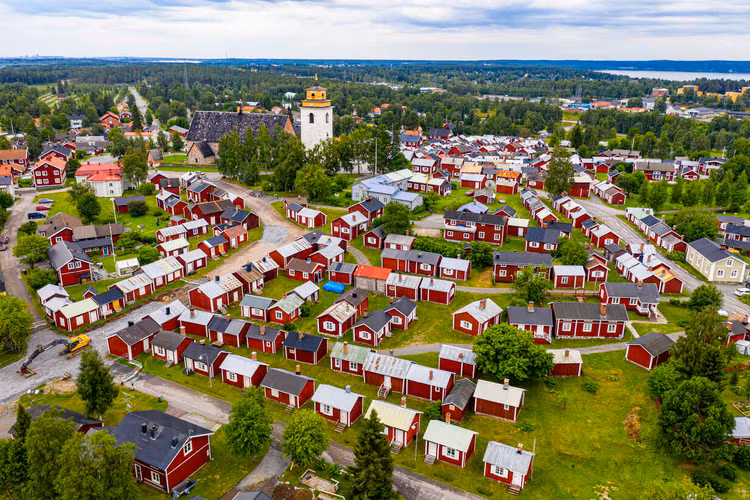 Kham pha do thi ton giao tram tuoi doc dao nhat chau Au-Hinh-3