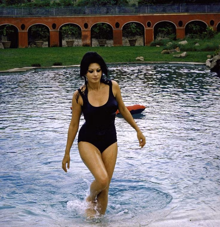 Ngam 15 nu dien vien “nong bong” nhat the gioi the ky 20-Hinh-2