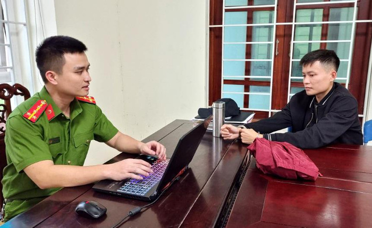 Đối tượng Nguyễn Tuấn Anh tại Cơ quan CSĐT.