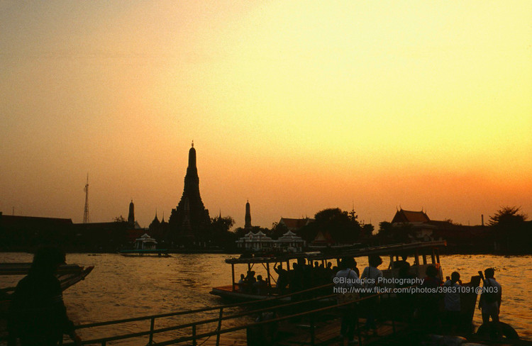 Bo anh chat lu ve cuoc song o thanh pho Bangkok nam 1989 (2)-Hinh-5