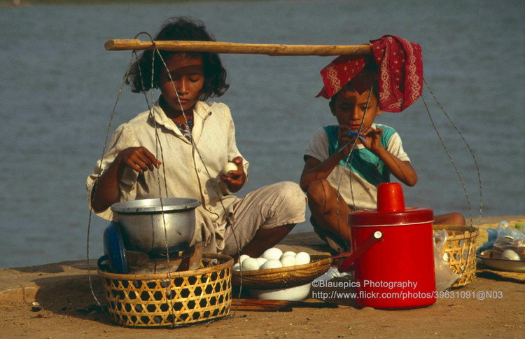 Anh kho quen ve cuoc song o thu do Campuchia ba thap nien truoc-Hinh-14