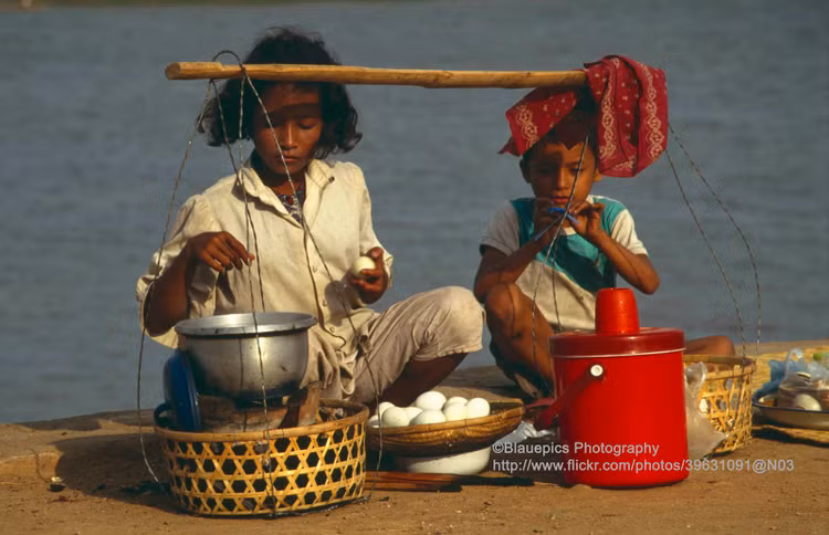 Anh kho quen ve cuoc song o thu do Campuchia ba thap nien truoc-Hinh-14