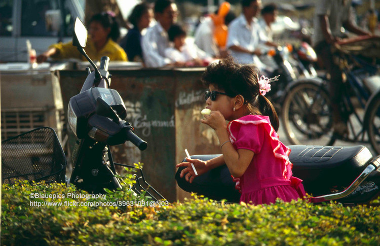 Anh kho quen ve cuoc song o thu do Campuchia ba thap nien truoc-Hinh-5