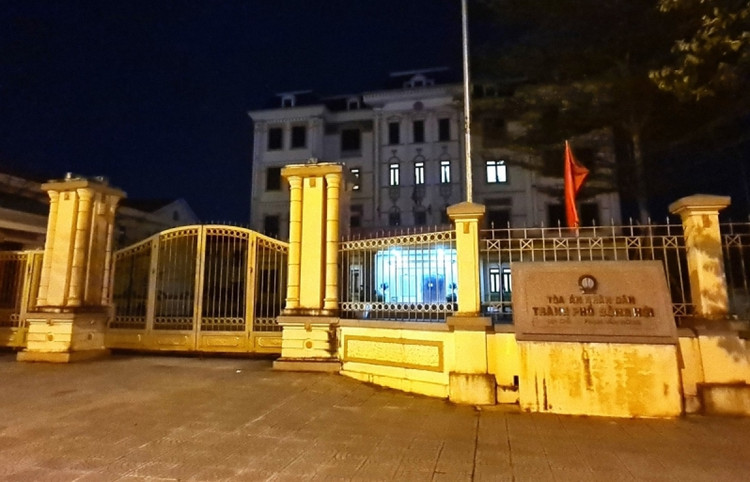 Tòa án Nhân dân TP Đồng Hới.