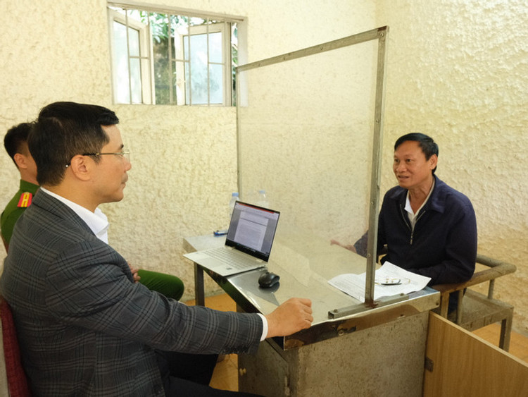 Lê Danh Tạo làm việc với Cơ quan CSĐT.