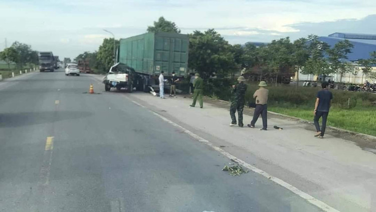 Hiện trường vụ tai nạn...