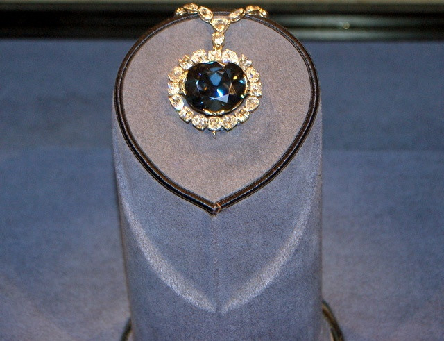 Dang so loi nguyen ung voi vien kim cuong dep nhat the gioi-Hinh-2