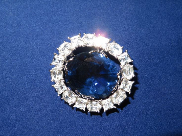 Dang so loi nguyen ung voi vien kim cuong dep nhat the gioi-Hinh-4