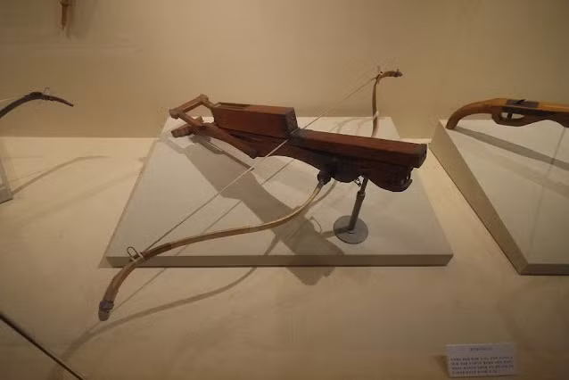 Khiep via thu vu khi duoc vi nhu sung may thoi co dai-Hinh-9