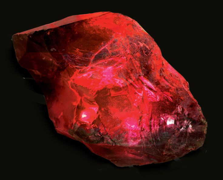 Giai ma bieu tuong huyen bi nhat cua thuat gia kim