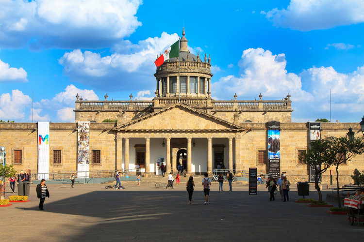 Chiem nguong benh vien 200 tuoi co kien truc dep nhat the gioi