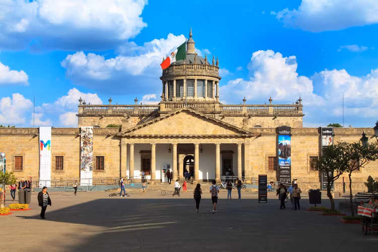 Chiem nguong benh vien 200 tuoi co kien truc dep nhat the gioi