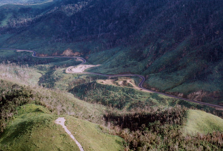 Lang ngam Tay Nguyen hung vi va hoang so 50 nam truoc-Hinh-2