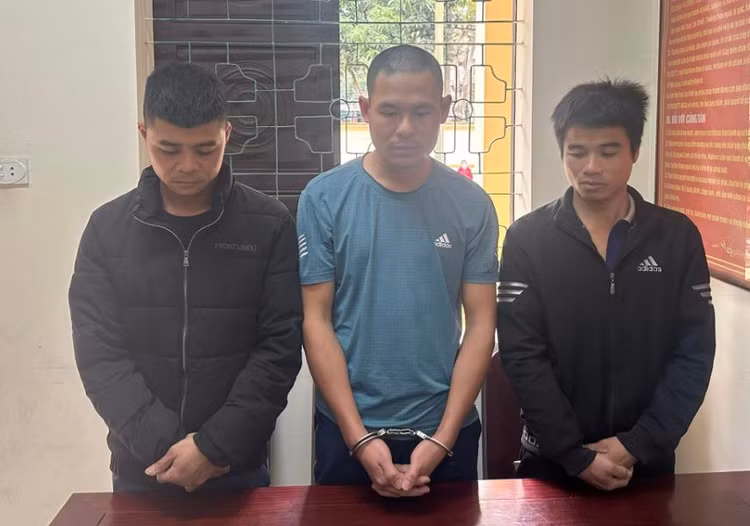 Ba đối tượng tại Cơ quan CSĐT.